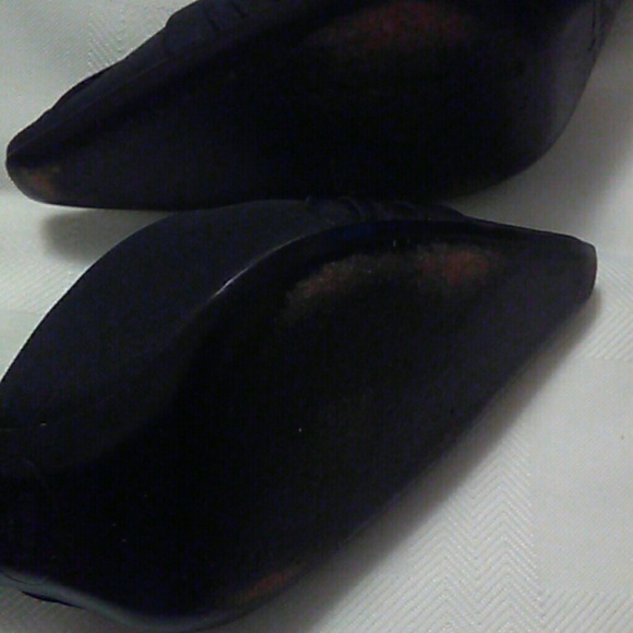 Beautiful Prada Heels - Picture 8 of 8